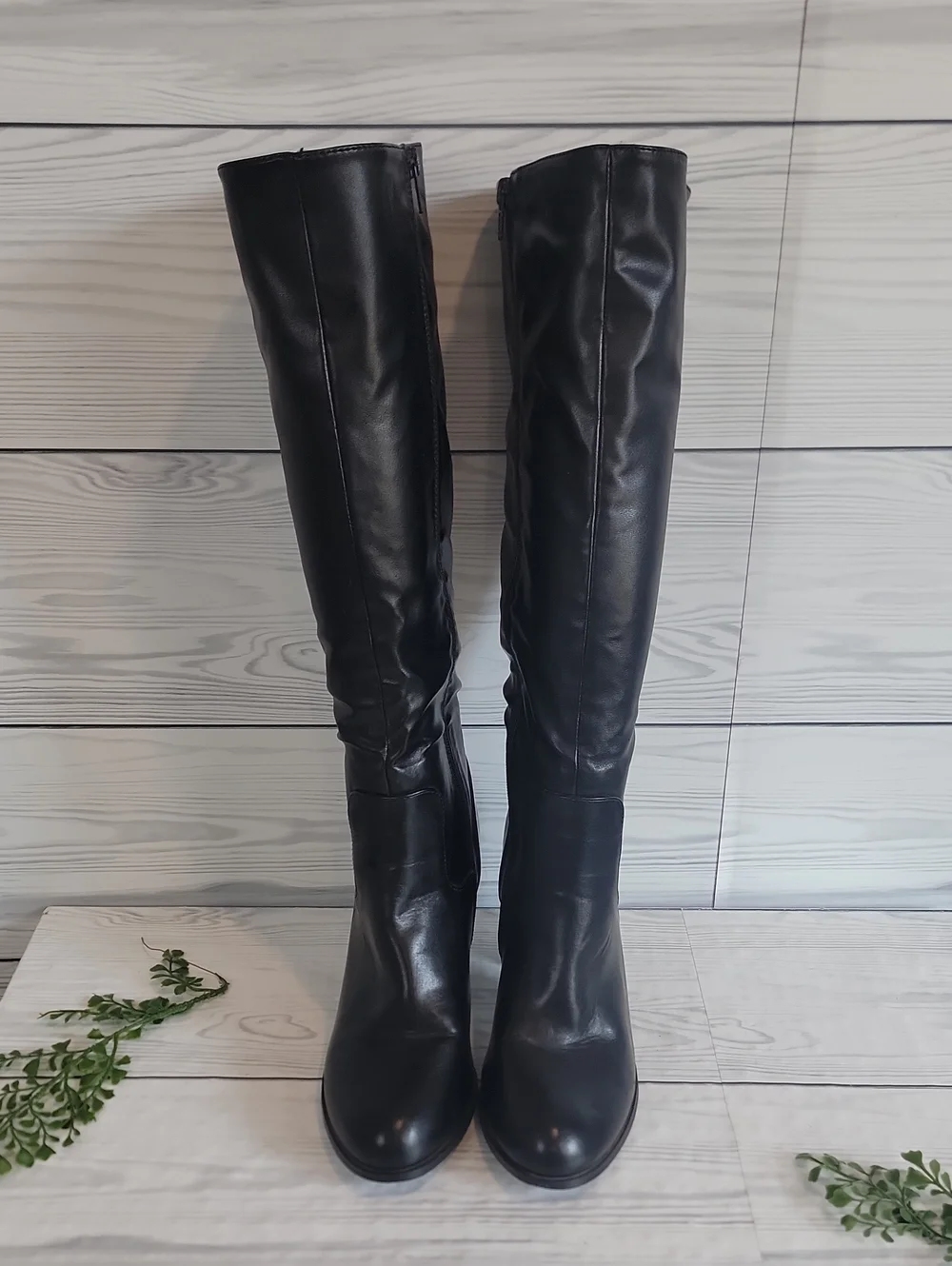 Allegra K Black Knee-High Heeled Boots - Women's Size 8